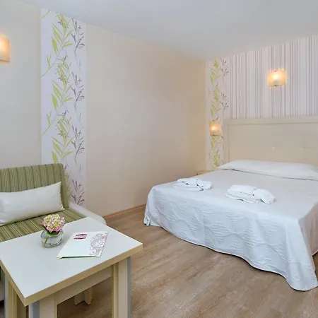 Hotel Relax Complex & Sluneční pobřeží