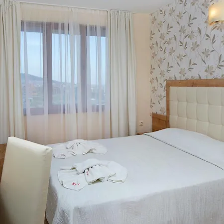 Hotel Relax Complex & Sluneční pobřeží