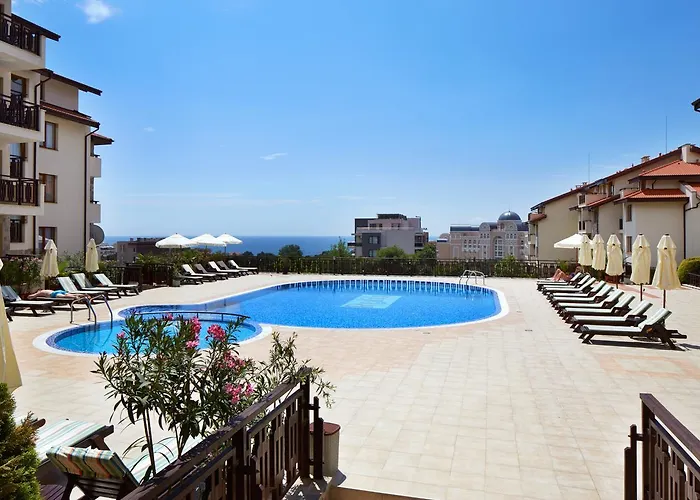 Relax Complex & Ξενοδοχείο 3*