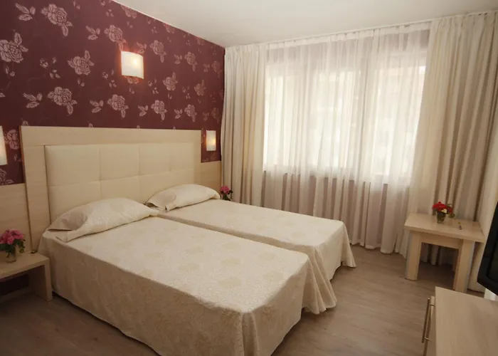 Ξενοδοχείο Relax Complex &