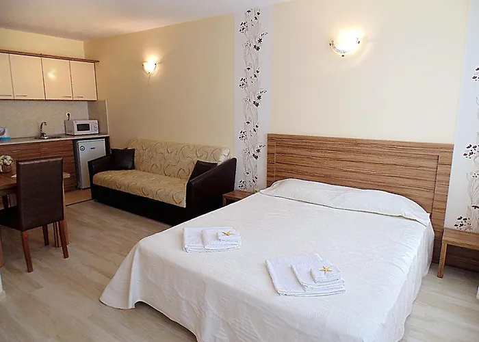 ホテル Relax Complex &