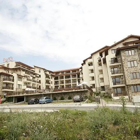 Отель Relax Complex & 3*