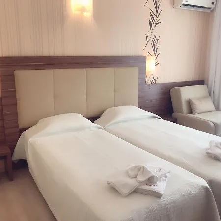 Relax Complex & 3*