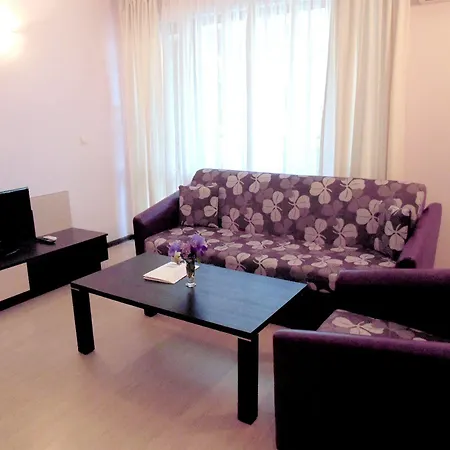 Отель Relax Complex &