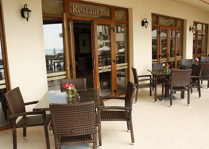 Hotel Relax Complex &