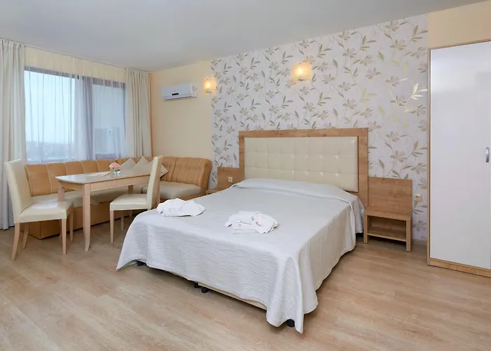 Relax Complex & Hotel 3*